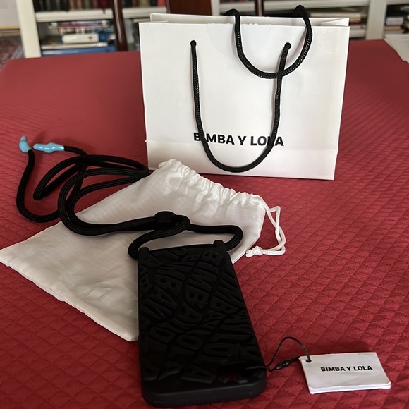 NWT BIMBA Y LOLA iPhone SE phone case with neck or shoulder strap.Great quality! - Picture 5 of 8
